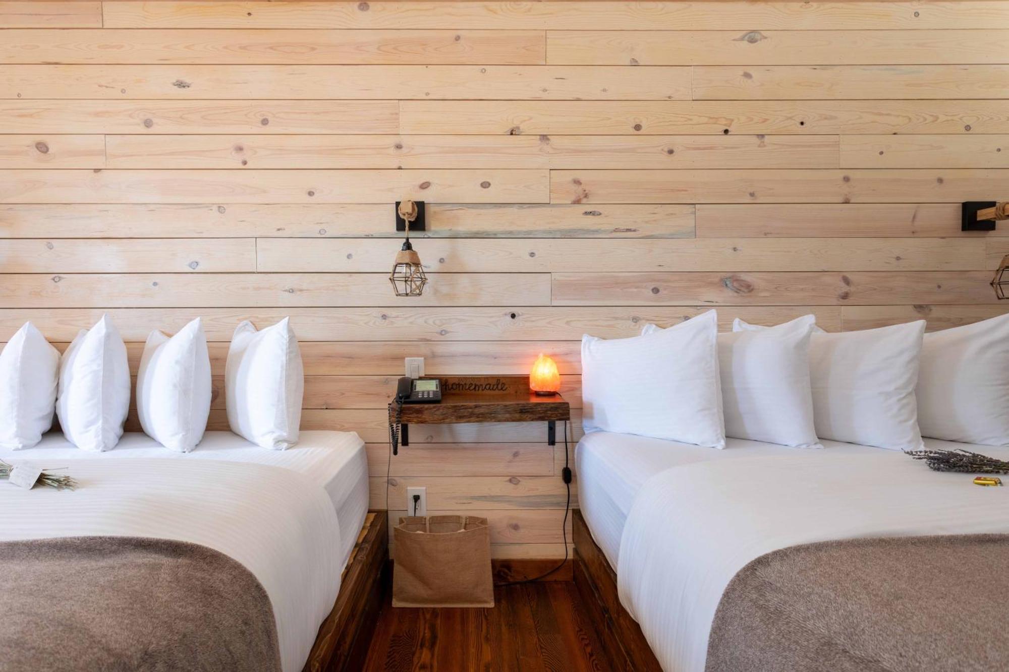 The Valley View Cabins And Event Center Creston Bagian luar foto