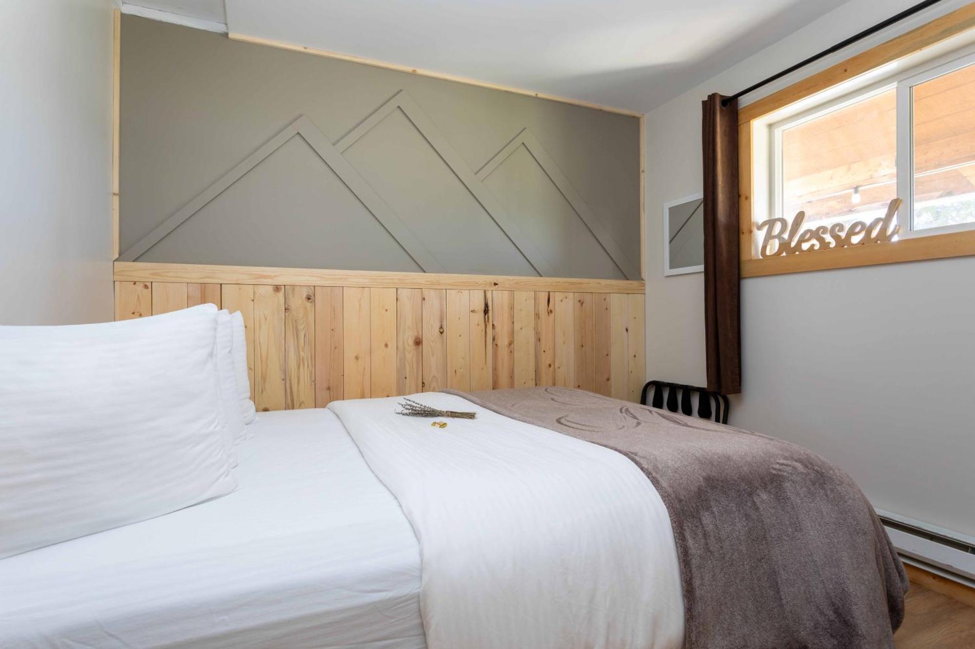 The Valley View Cabins And Event Center Creston Bagian luar foto