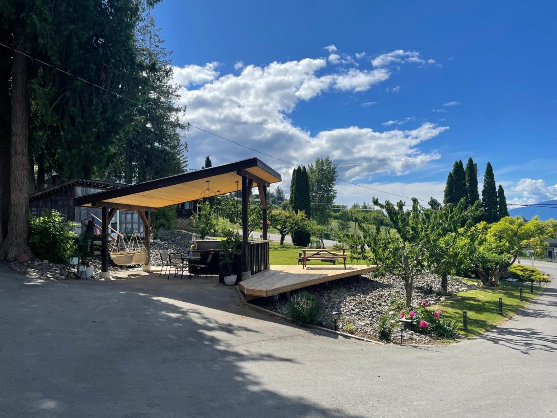 The Valley View Cabins And Event Center Creston Bagian luar foto